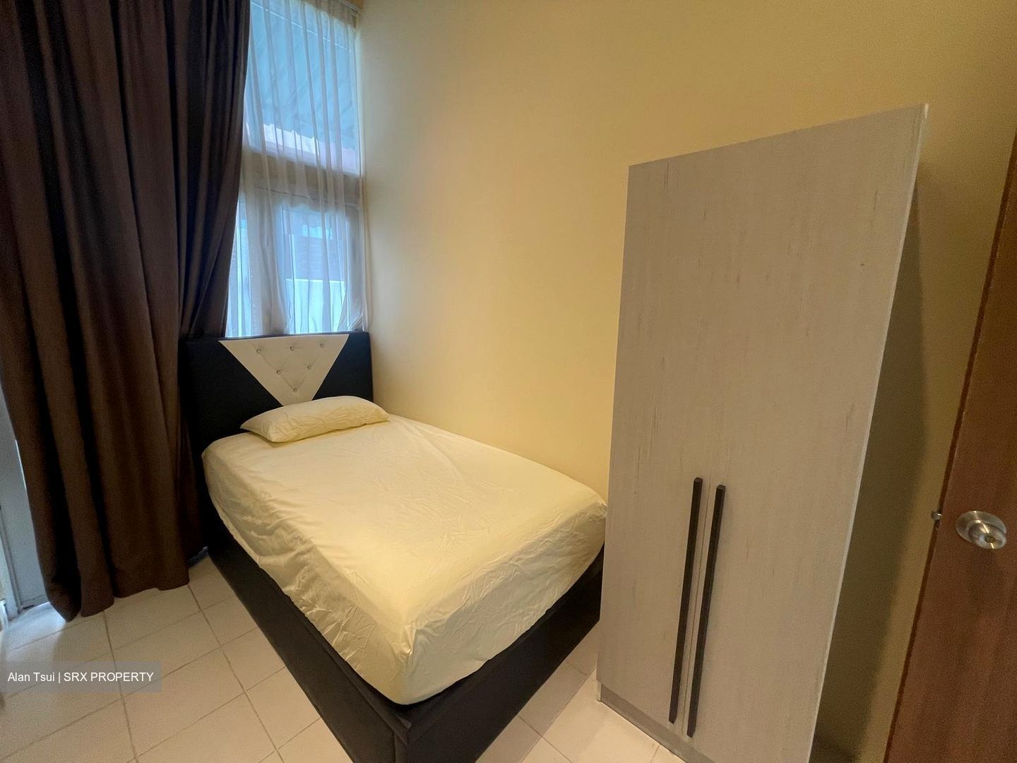 Joo Chiat Avenue (D15), Terrace #491365071